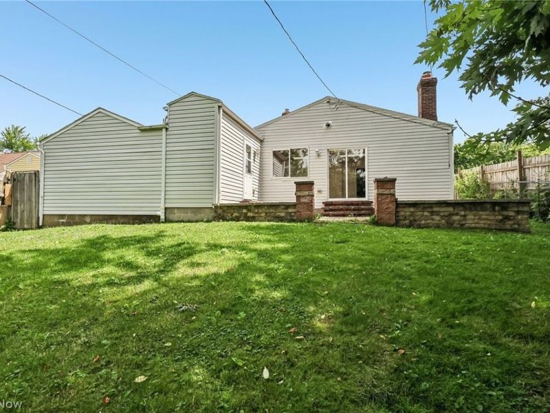 1666 Thornapple Avenue , Akron, OH 44301 Photo 11