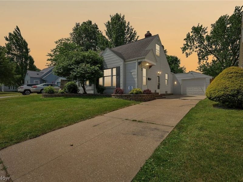 1666 Thornapple Avenue , Akron, OH 44301 Photo 17