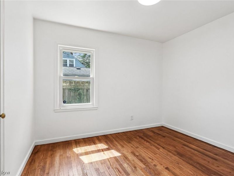 1666 Thornapple Avenue , Akron, OH 44301 Photo 7