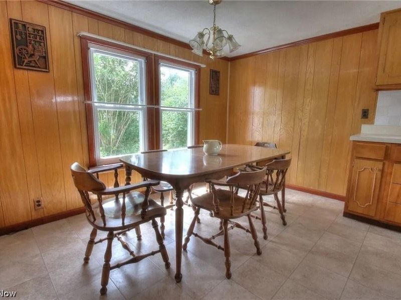 33901 Eddy Road, Willoughby Hills, OH 44094 Photo 11