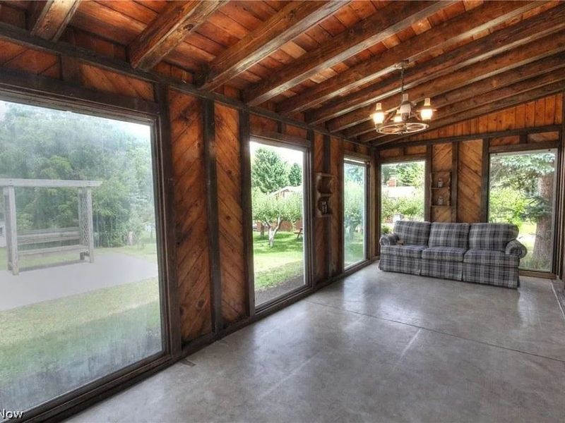 33901 Eddy Road, Willoughby Hills, OH 44094 Photo 13
