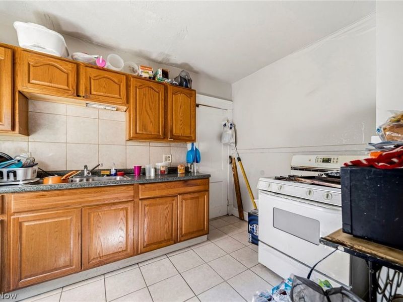 11724 Forest Avenue , Cleveland, OH 44120 Photo 9
