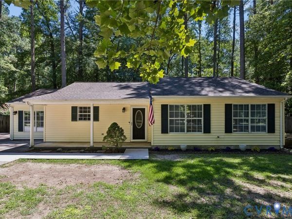 4406 Mallard Drive , Gloucester, VA 23061
