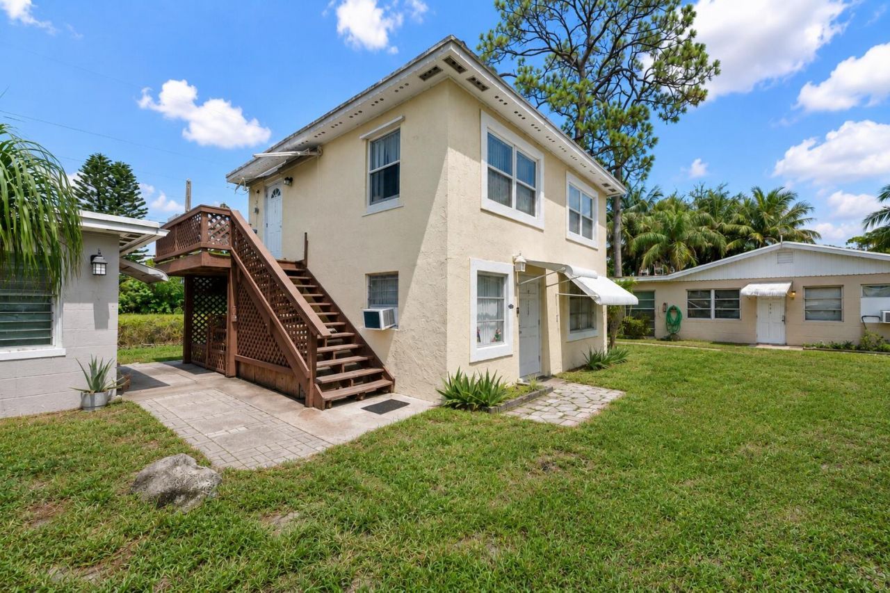 437 Fleming Avenue, Greenacres, FL 33463 Photo