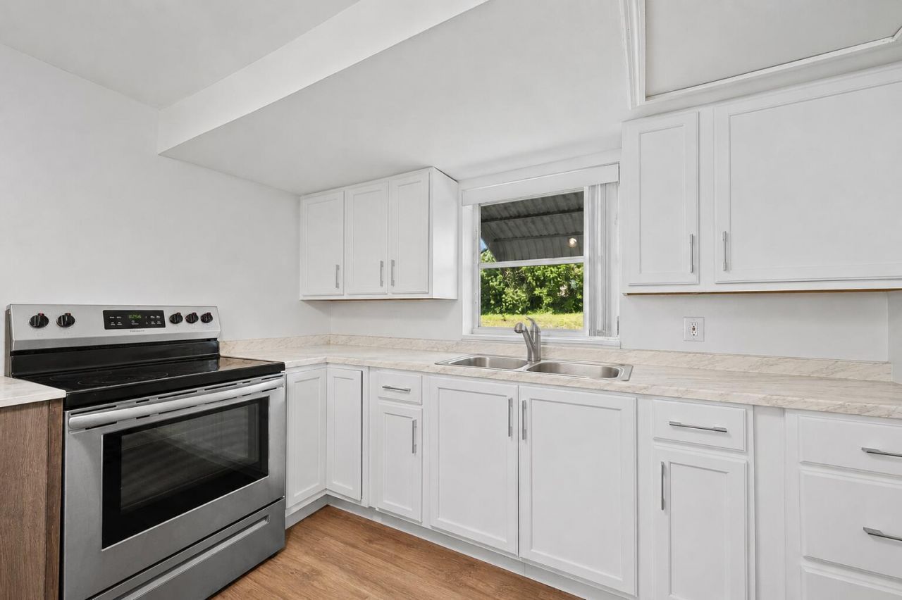 437 Fleming Avenue, Greenacres, FL 33463 Photo