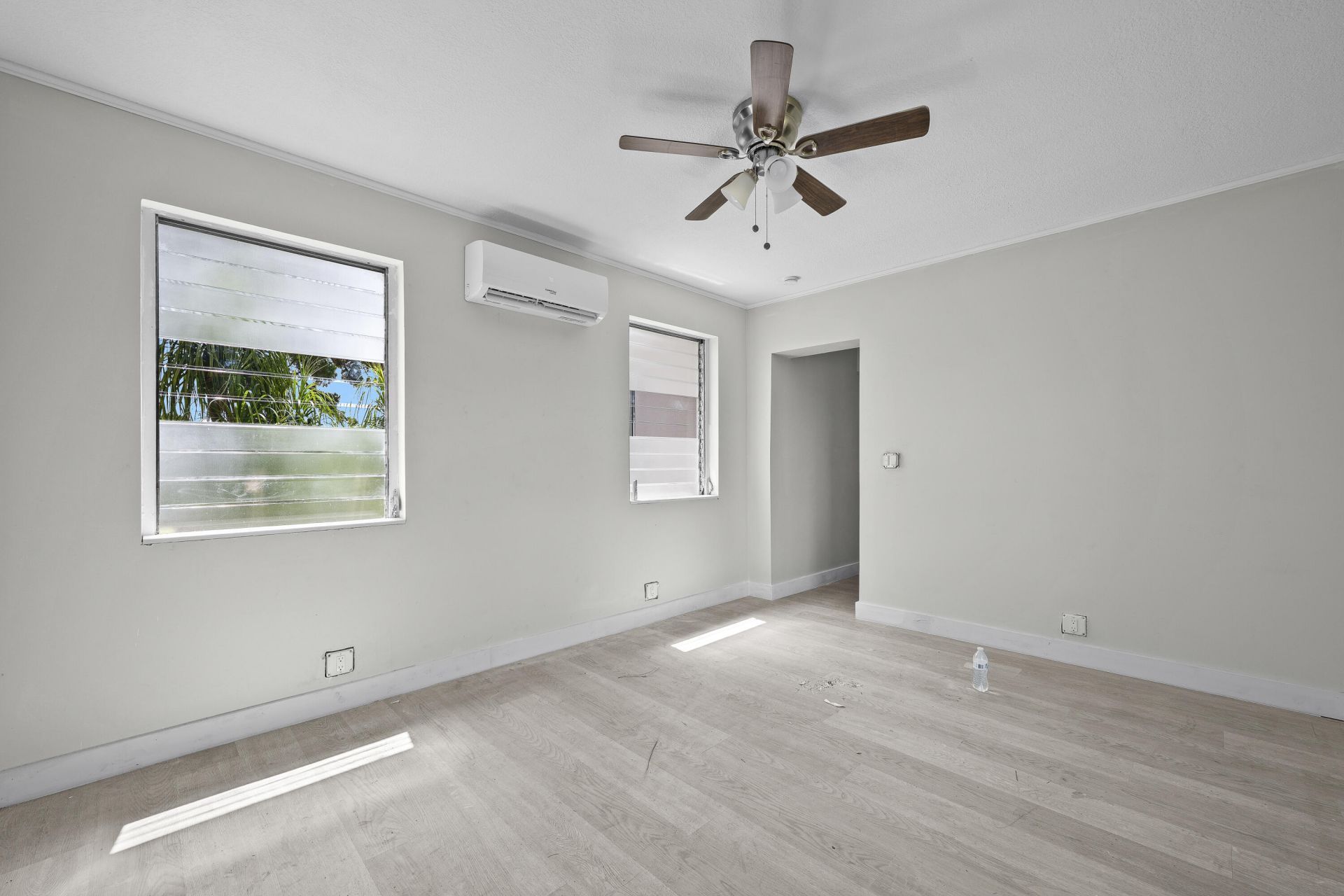 437 Fleming Avenue, Greenacres, FL 33463 Photo