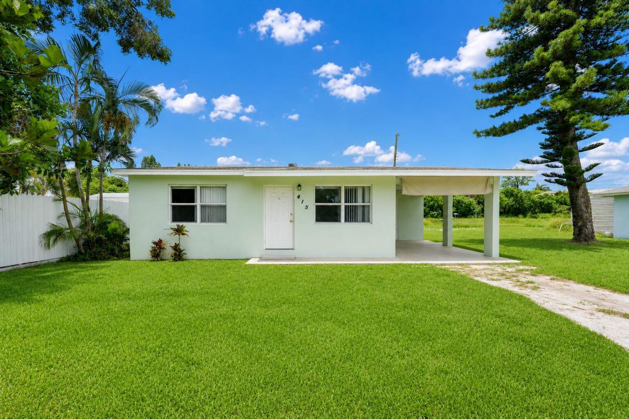 437 Fleming Avenue, Greenacres, FL 33463 Photo