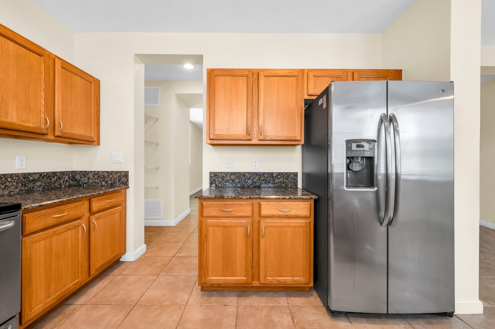810 Marina Del Ray, Unit 6, West Palm Beach, FL 33401 Photo