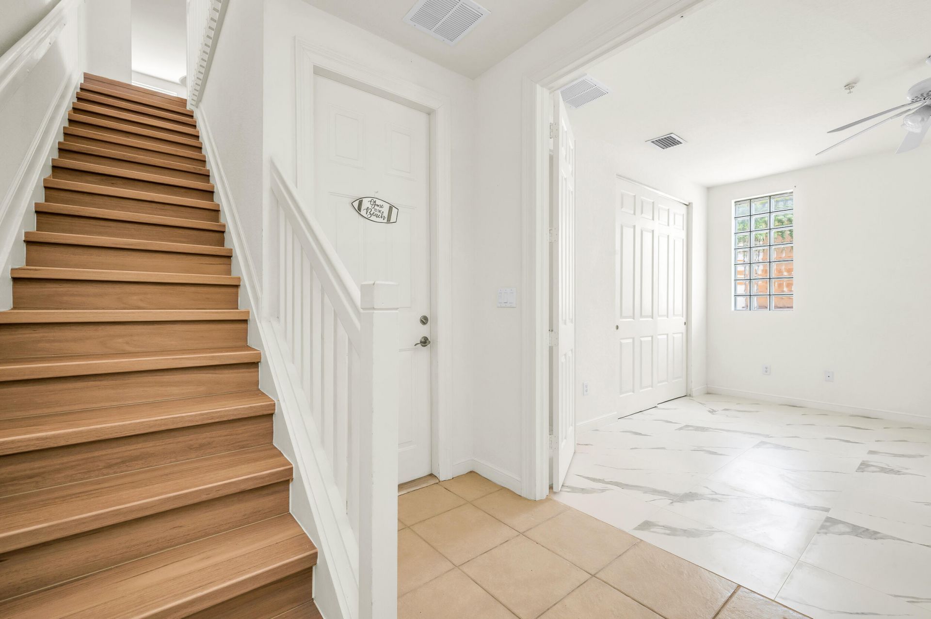 810 Marina Del Ray, Unit 6, West Palm Beach, FL 33401 Photo
