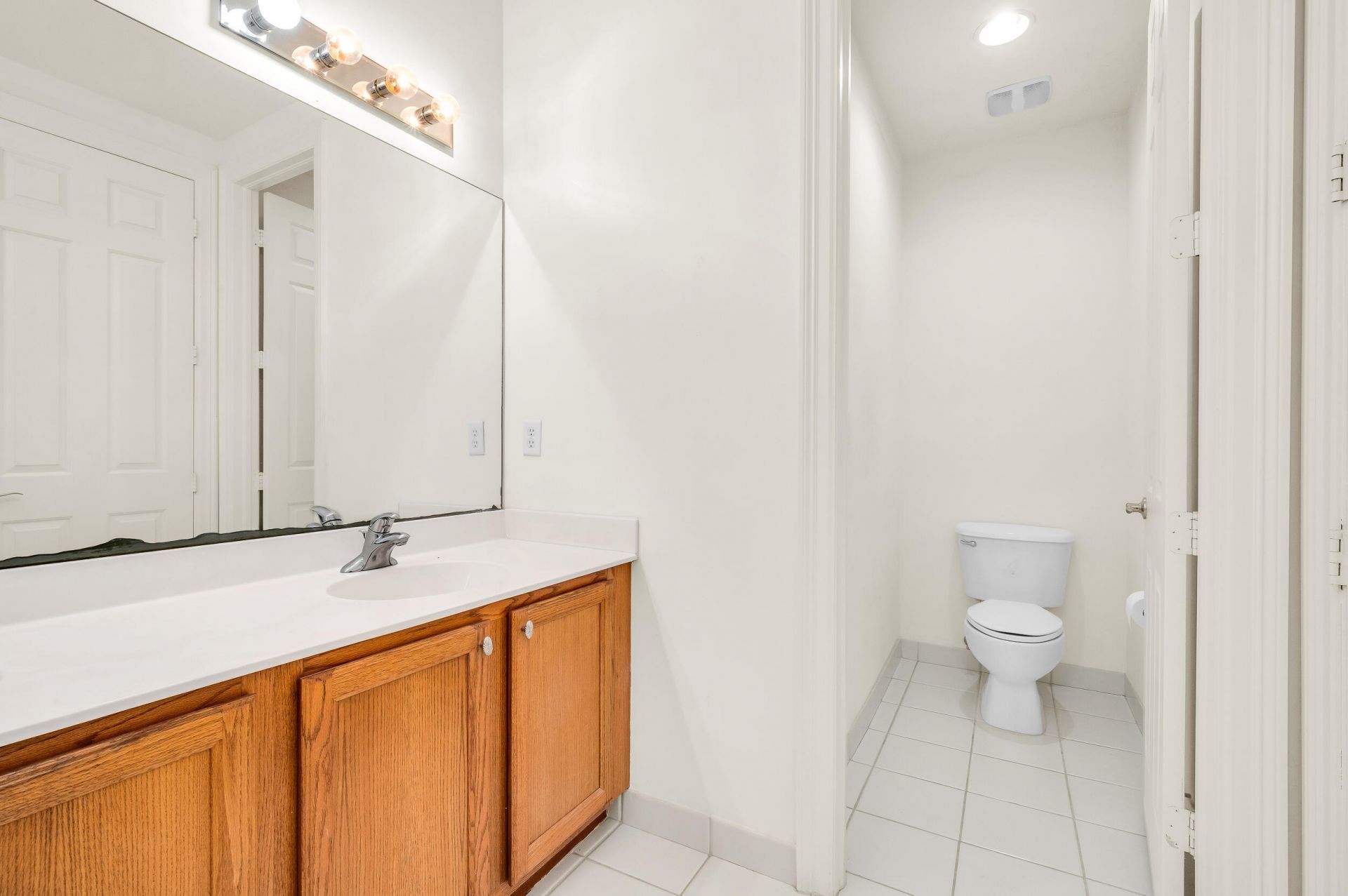 810 Marina Del Ray, Unit 6, West Palm Beach, FL 33401 Photo