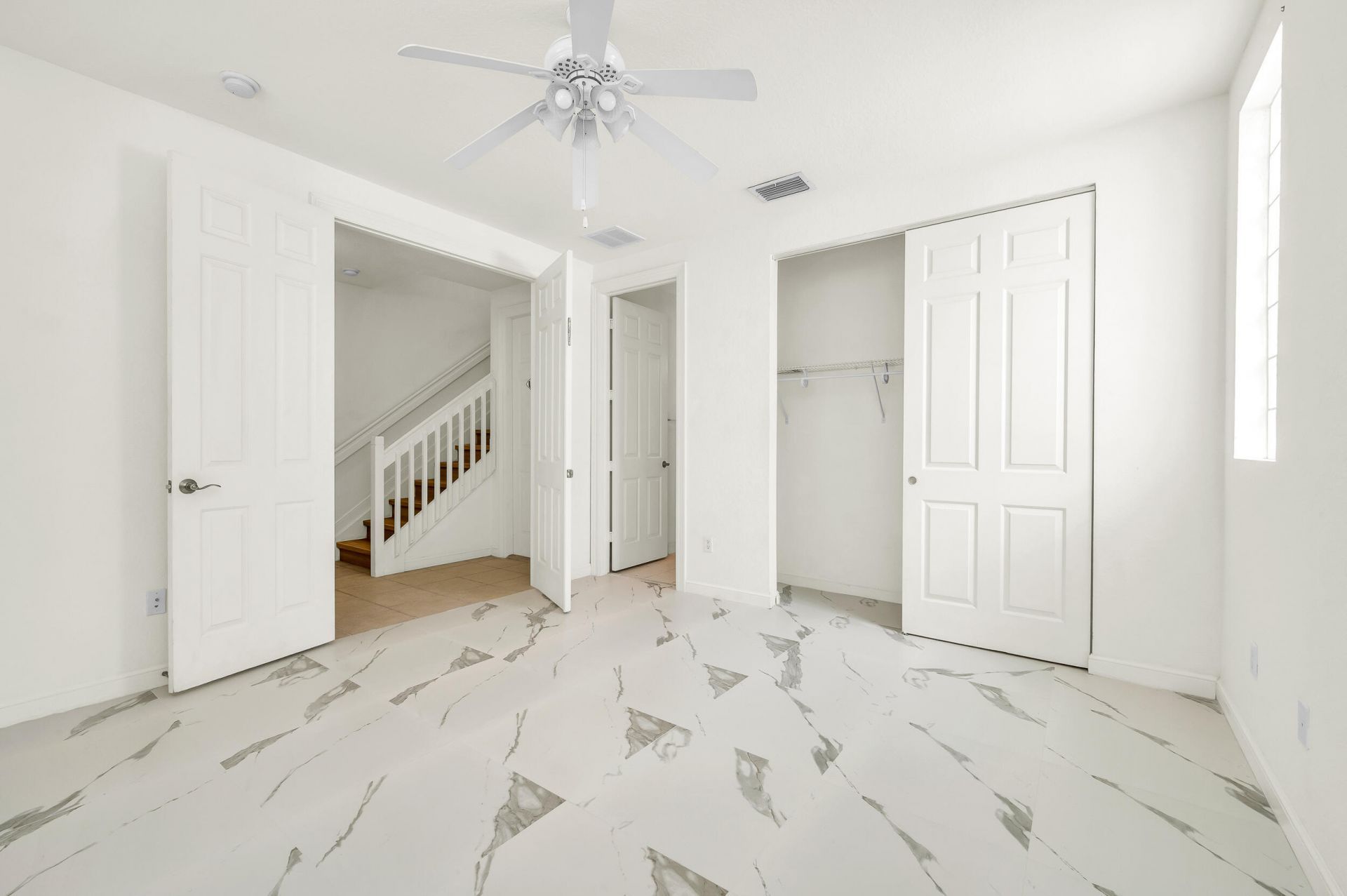 810 Marina Del Ray, Unit 6, West Palm Beach, FL 33401 Photo