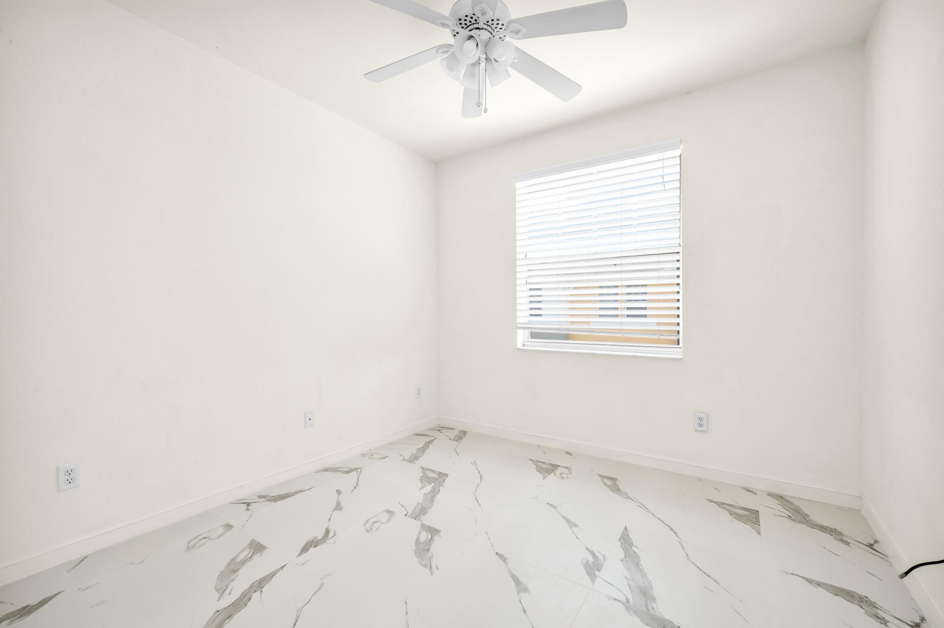 810 Marina Del Ray, Unit 6, West Palm Beach, FL 33401 Photo