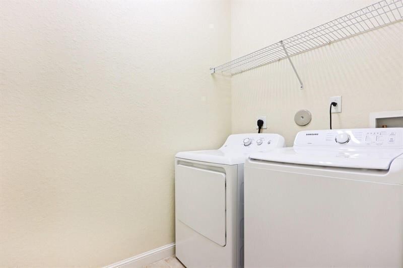 810 Marina Del Ray, Unit 6, West Palm Beach, FL 33401 Photo