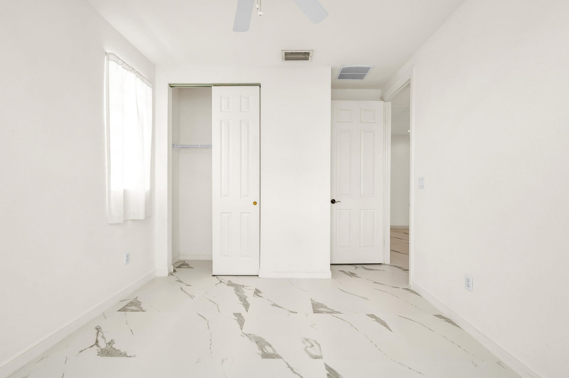 810 Marina Del Ray, Unit 6, West Palm Beach, FL 33401 Photo