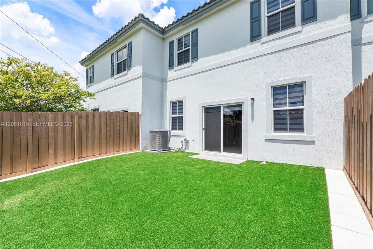 4614 NW 120th Way, Coral Springs, FL 33076 Photo