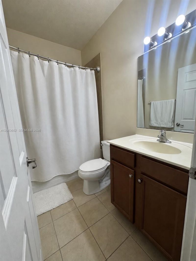 8620 NW 97th Ave, Unit 212, Doral, FL 33178 Photo