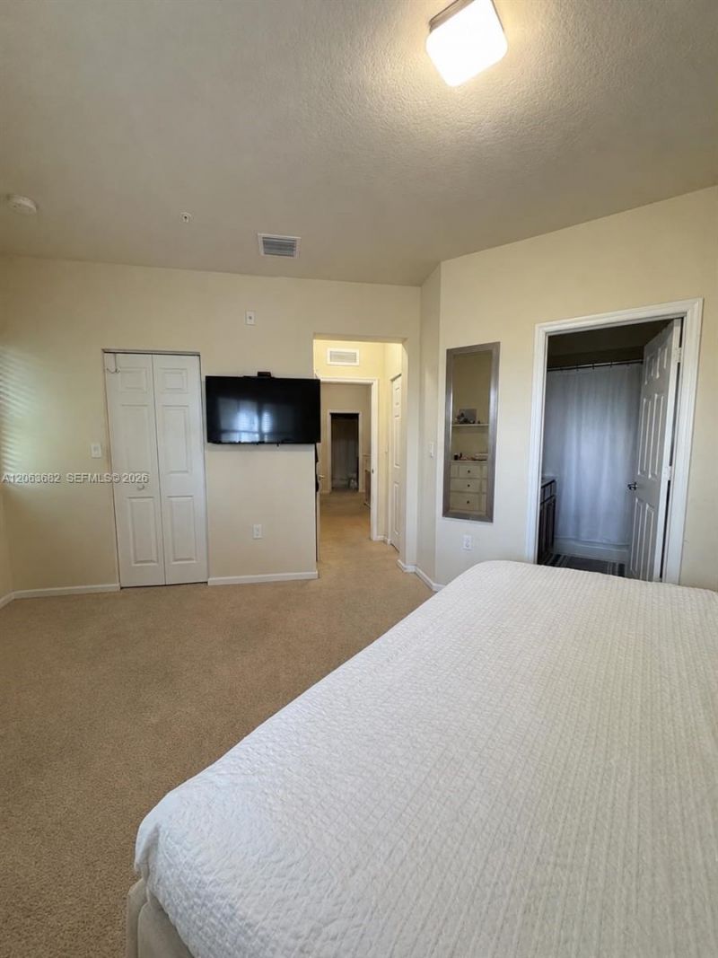 8620 NW 97th Ave, Unit 212, Doral, FL 33178 Photo