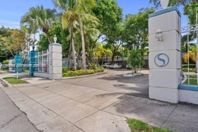 1740 NW N River Dr, Unit 419, Miami, FL 33125 Photo