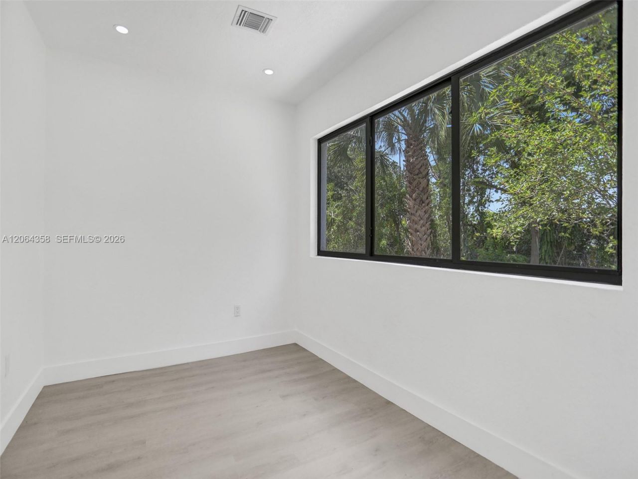 759 NE 127th St , North Miami, FL 33161 Photo