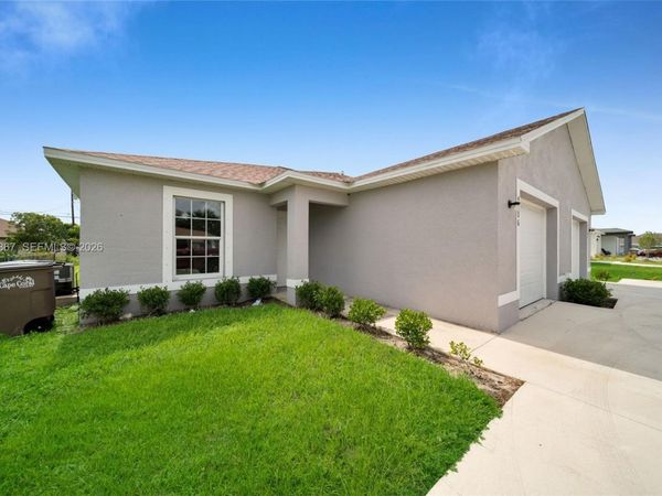 4106 SW 7th Pl , Unit 4106, Cape Coral, FL 33914