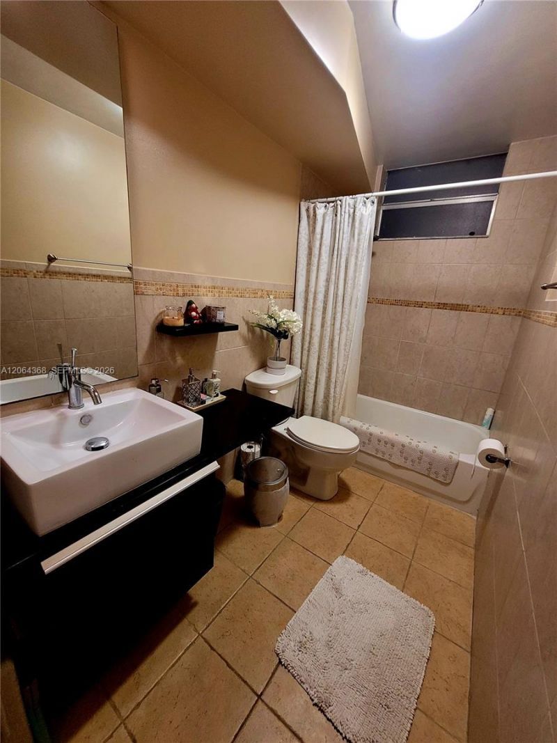 3030 Marcos Dr, Unit T301, Aventura, FL 33160 Photo