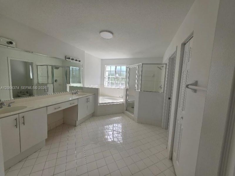 11525 NW 71st St, Doral, FL 33178 Photo