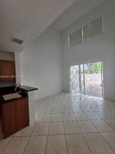 11525 NW 71st St, Doral, FL 33178 Photo
