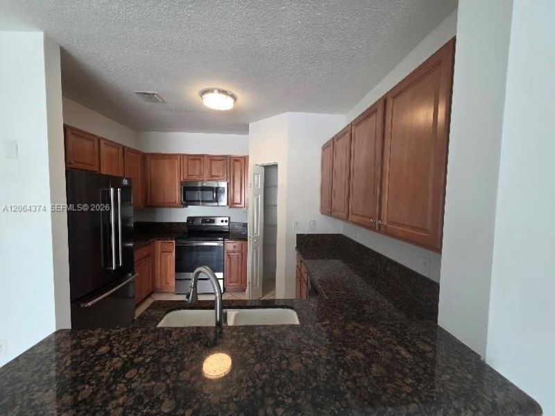 11525 NW 71st St, Doral, FL 33178 Photo