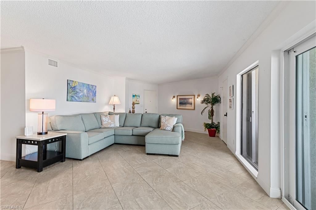 3399 Gulf Shore Blvd N, Unit 309, Naples, FL 34103 Photo