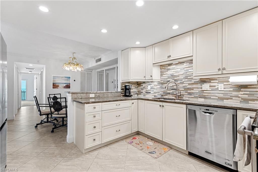 3399 Gulf Shore Blvd N, Unit 309, Naples, FL 34103 Photo