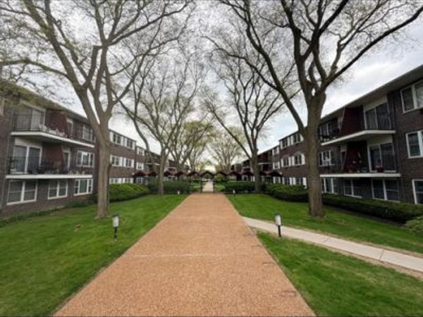 8710 Skokie Boulevard , Unit 3BS, Skokie, IL 60077