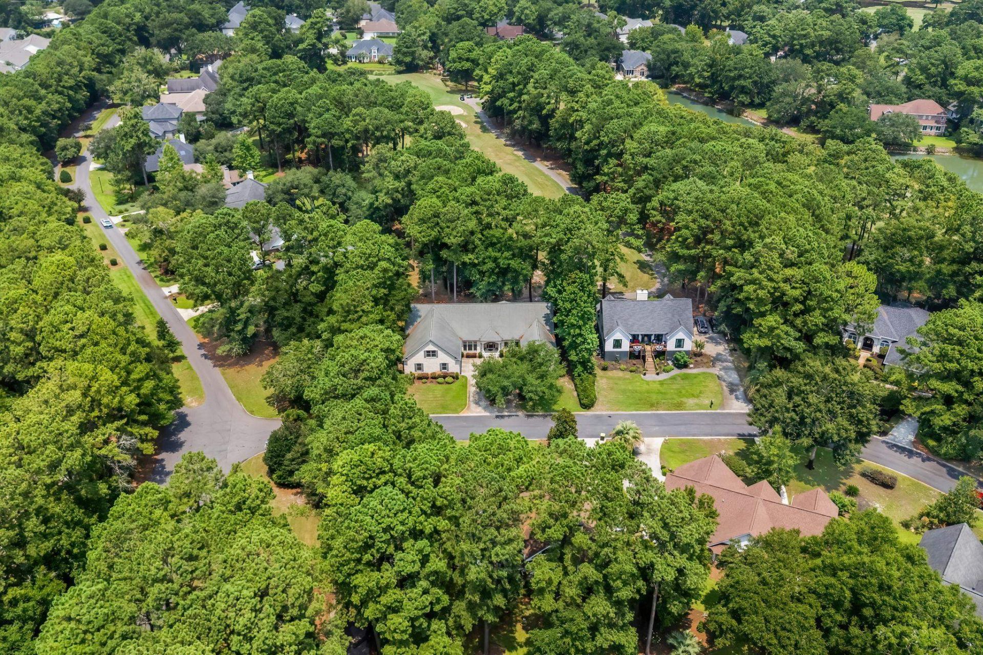 25 Fairway Ln. Photo 70