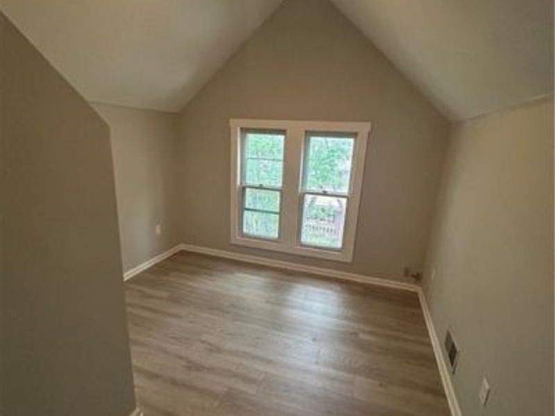 9505 Baltic Road , Cleveland, OH 44102 Photo 11
