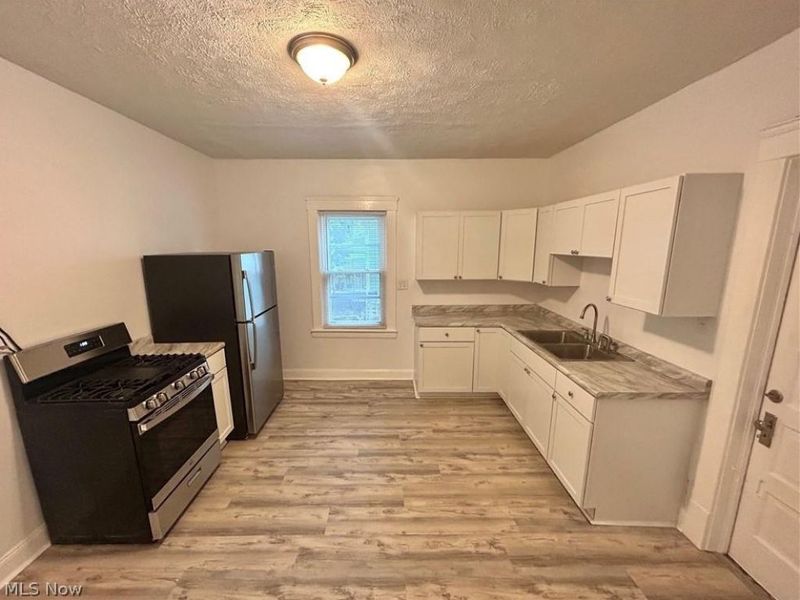 9505 Baltic Road , Cleveland, OH 44102 Photo 2