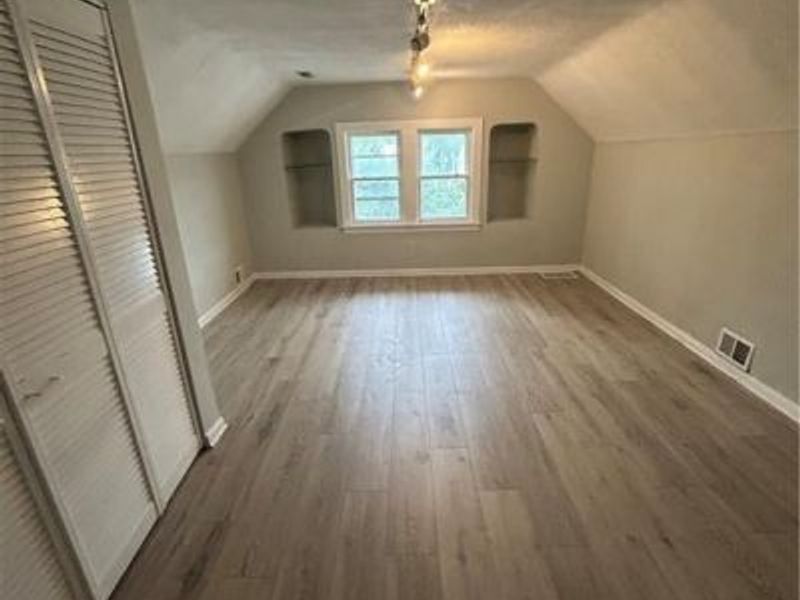 9505 Baltic Road , Cleveland, OH 44102 Photo 5