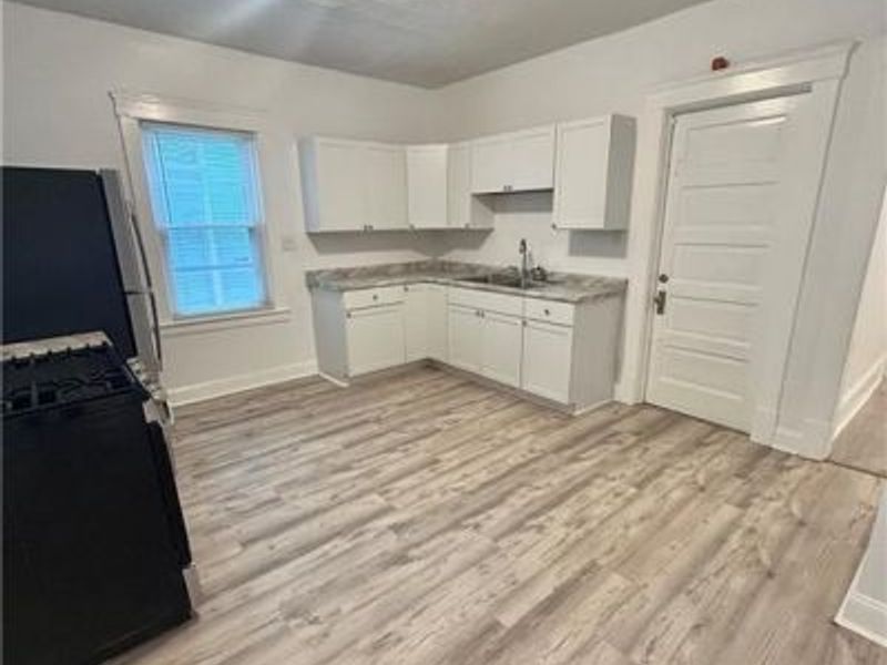 9505 Baltic Road , Cleveland, OH 44102 Photo 6