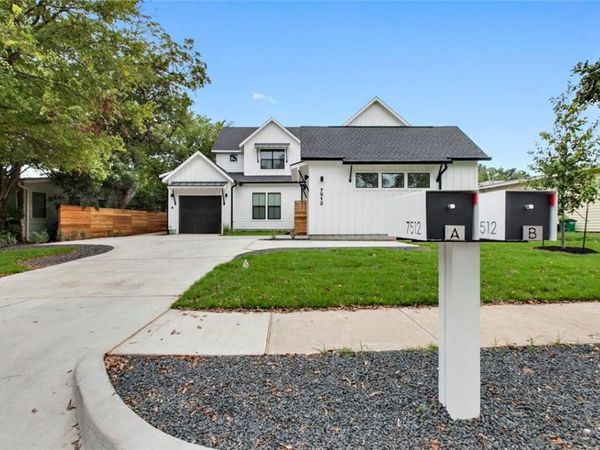 7512 Delafield Ln , Unit B, Austin, TX 78752