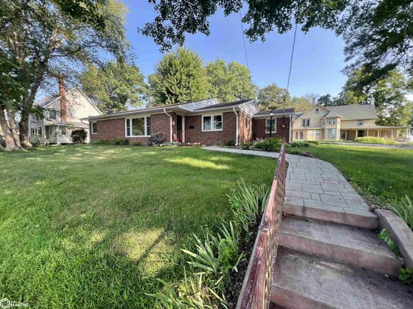 421 W Lincoln Street, Clarinda, IA 51632