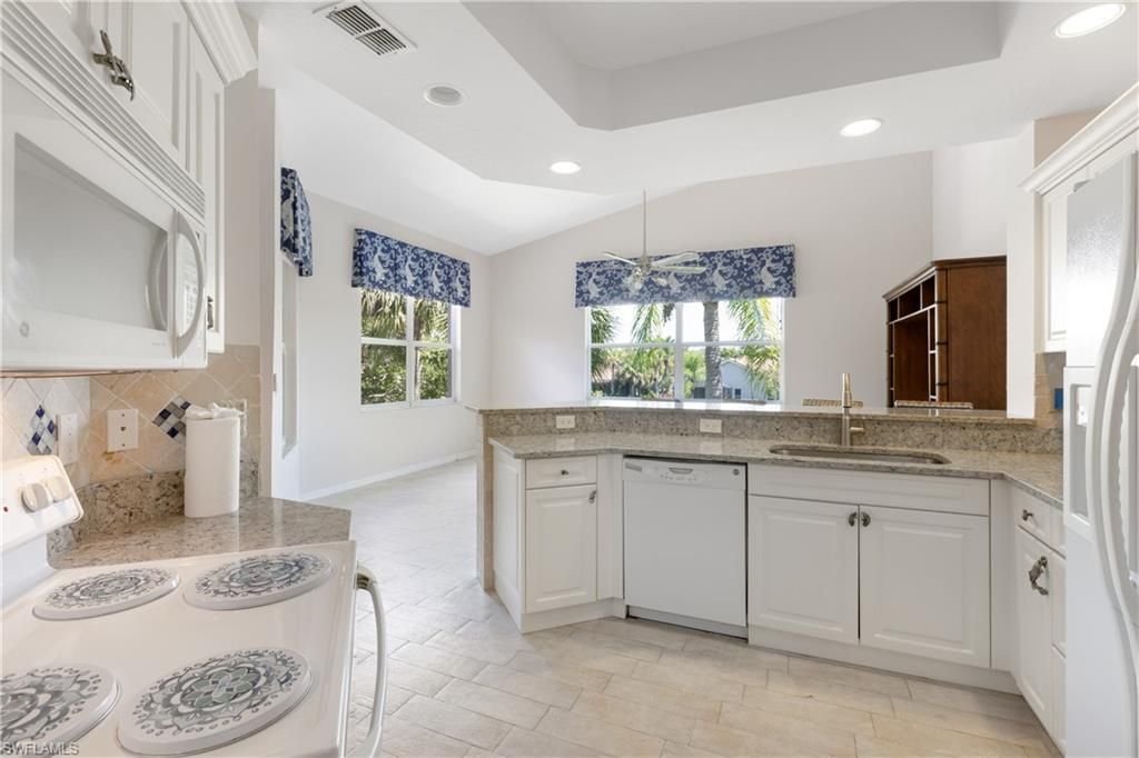 8340 Whisper Trace Way, Unit 205, Naples, FL 34114 Photo