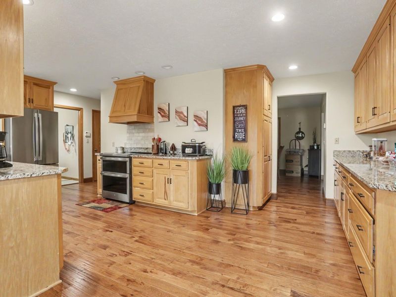 922 Fairway Drive , Howard, OH 43028 Photo 19