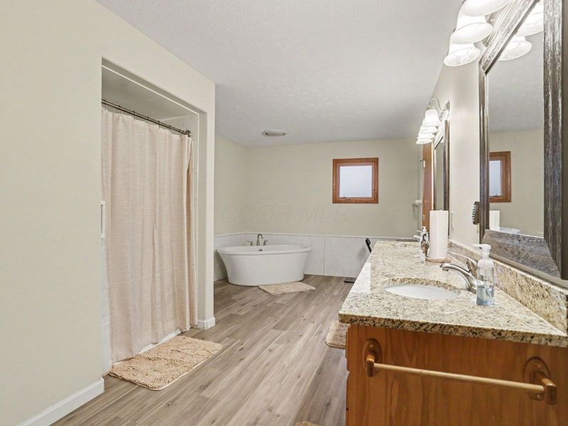 922 Fairway Drive , Howard, OH 43028 Photo 39