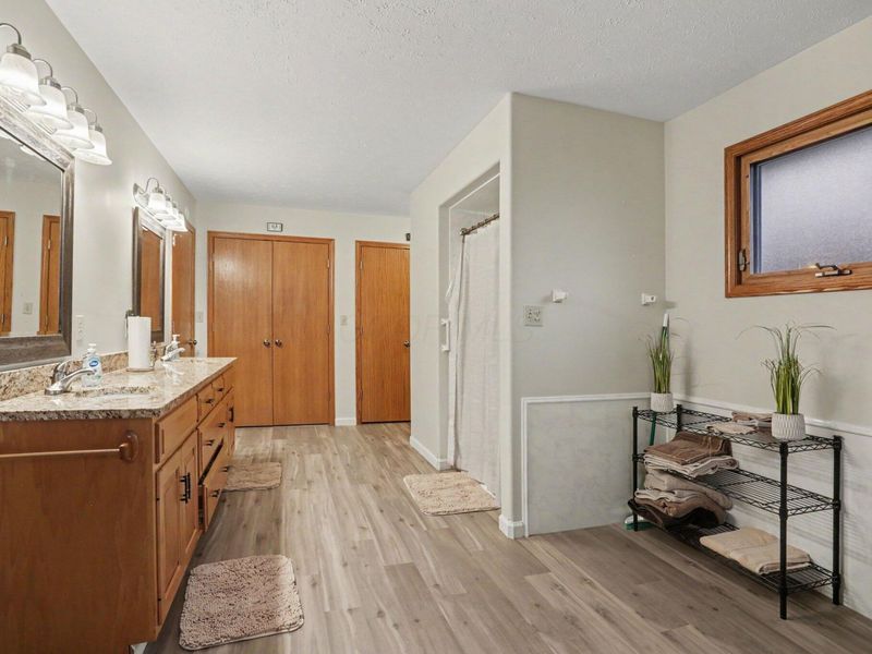 922 Fairway Drive , Howard, OH 43028 Photo 40