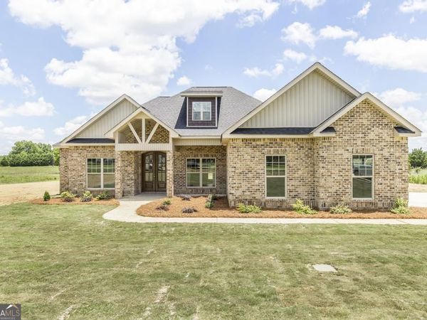 299 Mystic Circle, Byron, GA 31008