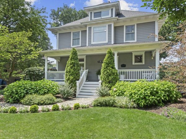 180 S Arlington Avenue , Elmhurst, IL 60126