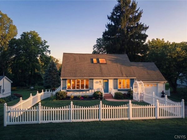 3833 East Street , Skaneateles, NY 13152