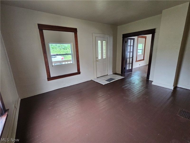 153 Ridgewood Drive , Amsterdam, OH 43903 Photo 4