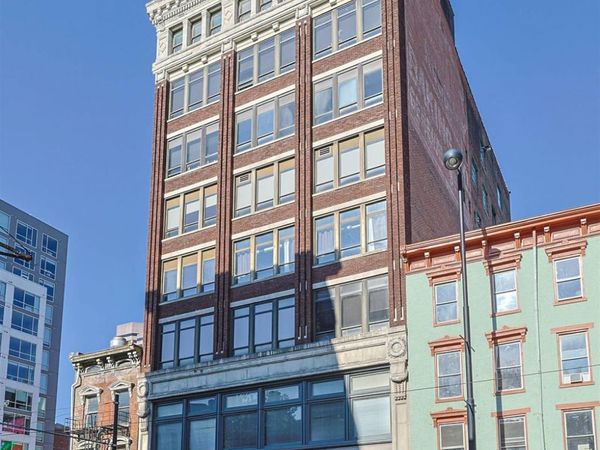 817 Main Street, Cincinnati, OH 45202