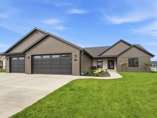 N9263 LAURA STREET, Appleton, WI 54915