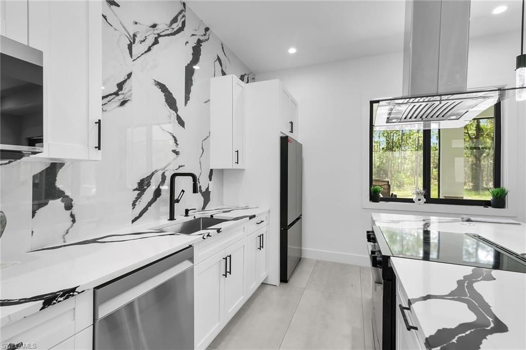 3348 27th Ave Ne, Naples, FL 34120 Photo