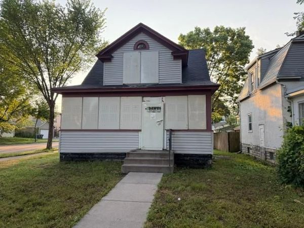 2030 Russell Avenue N, Minneapolis, MN 55411